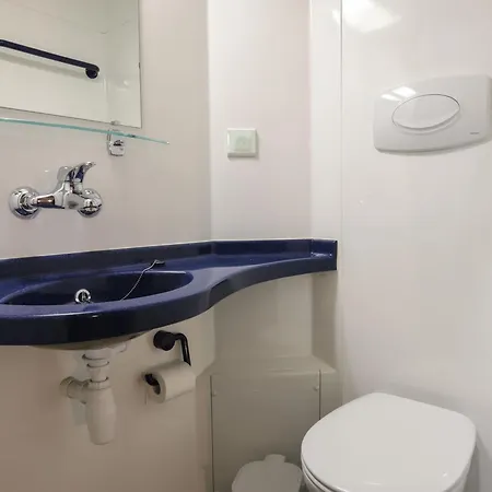 아파트 Demi-chalet, 4 Chambres, Sauna, Acces Facile Aux Remontees, Ideal Pour 11 Pers. - Fr-1-676-18 *