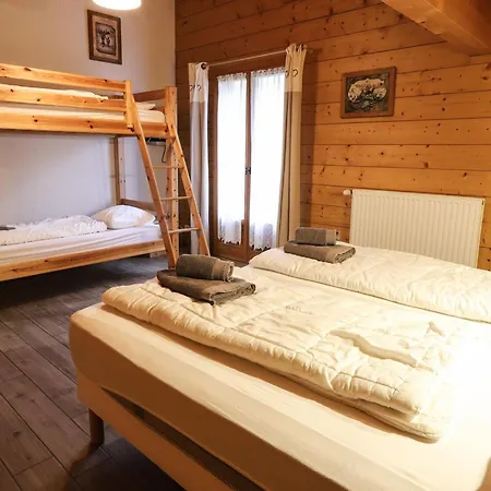Demi-chalet, 4 Chambres, Sauna, Acces Facile Aux Remontees, Ideal Pour 11 Pers. - Fr-1-676-18 아파트