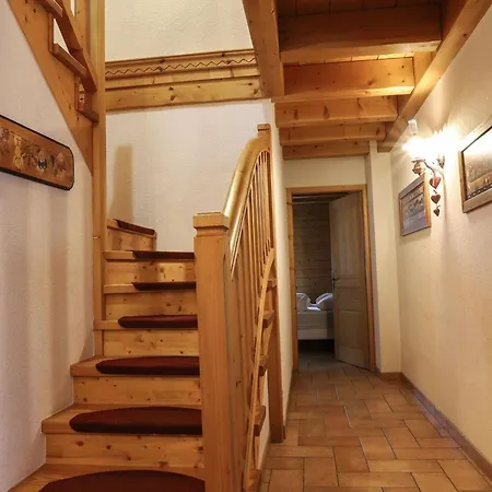 Demi-chalet, 4 Chambres, Sauna, Acces Facile Aux Remontees, Ideal Pour 11 Pers. - Fr-1-676-18 * Châtel