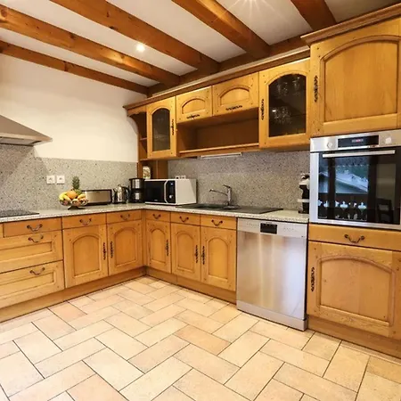 Lejlighed Demi-chalet, 4 Chambres, Sauna, Acces Facile Aux Remontees, Ideal Pour 11 Pers. - Fr-1-676-18 Châtel